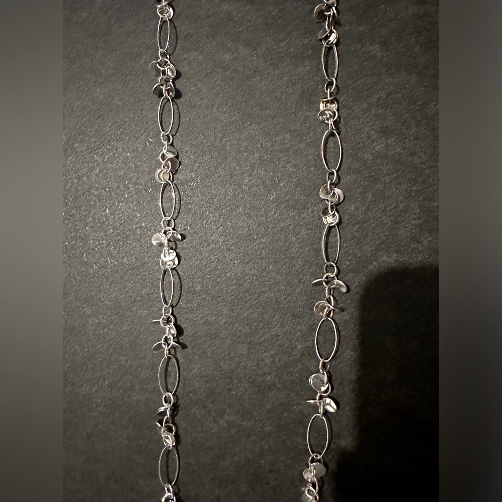 Stylish Silver Necklace - Picture 3 of 4